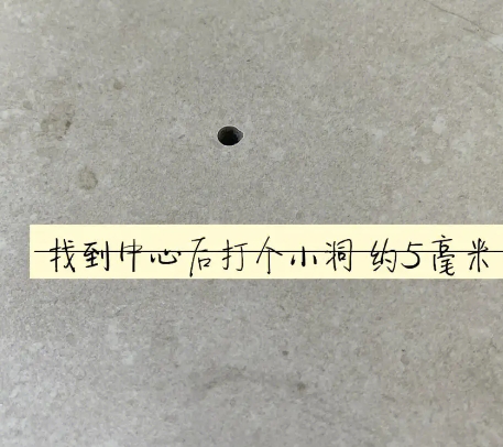 洋县瓷砖空鼓维修公司专业解答在瓷砖铺贴过程中，如果砂料搅拌不均匀，将会带来以下问题